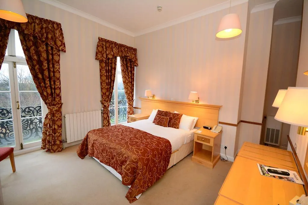 The Crescent Hotel Scarborough 3*,
